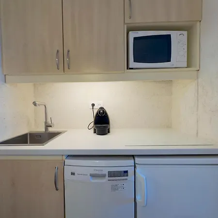公寓 Ground Floor With Sea View And Pools In Cap Esterel